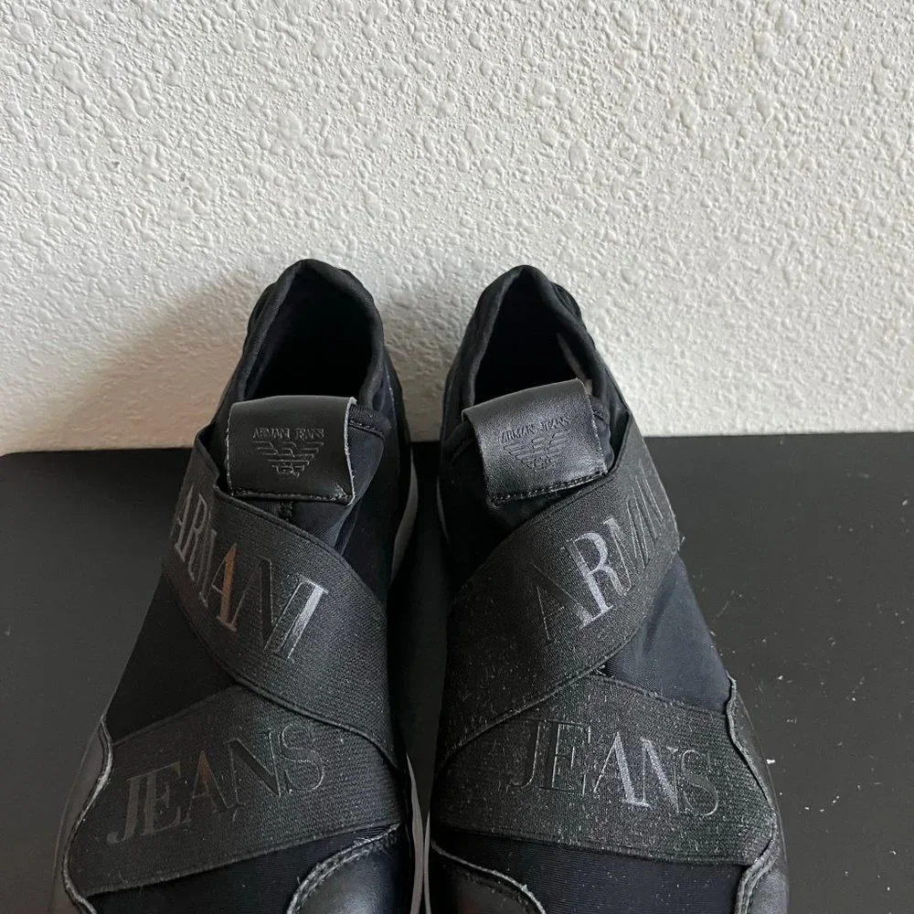 NWOT Armani Jean's Men's Black Elastic Runner Sneakers Shoes Size 8.5